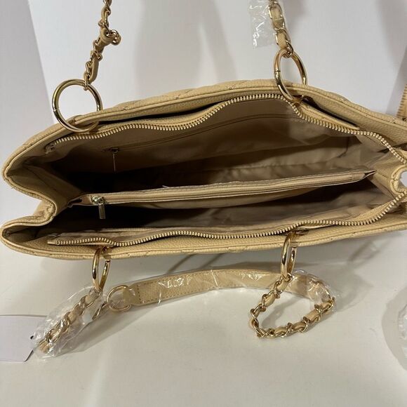 Grace Elizabeth Large Tote Style Purse - Picture 11 of 16